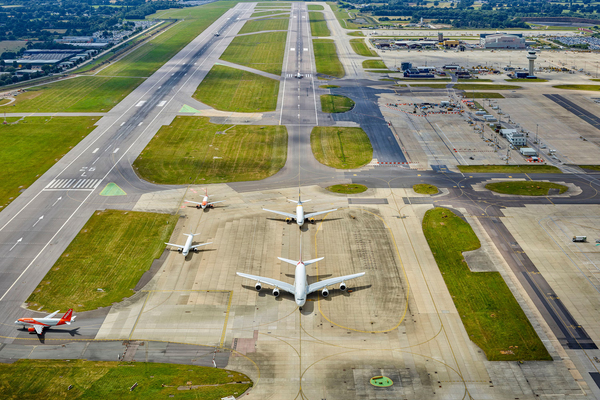 London Gatwick second runway