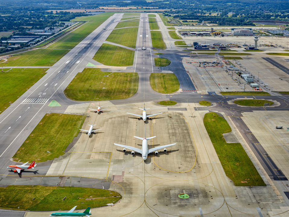 London Gatwick second runway